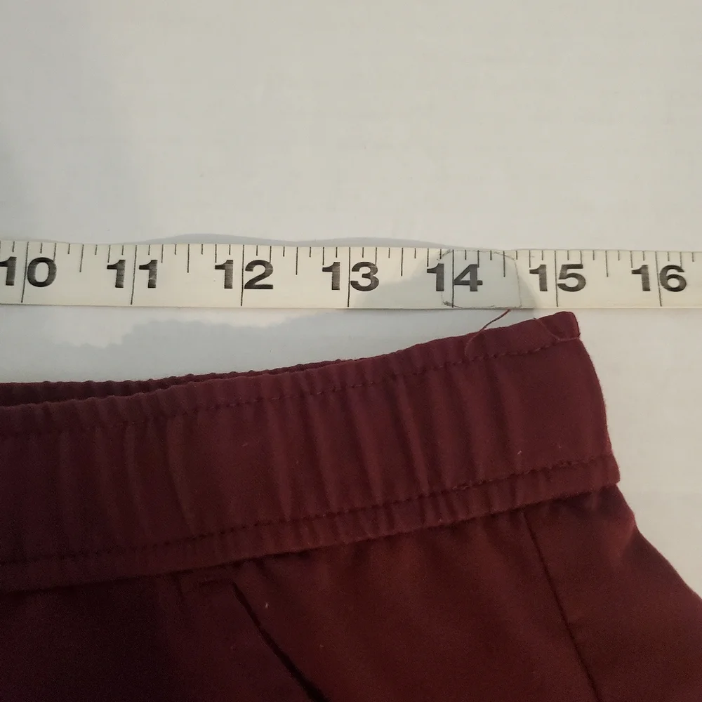 FIGS Men's Scrub Joggers M Burgundy Tansen Slim Fit Pockets Ribbed Ankle Cuff